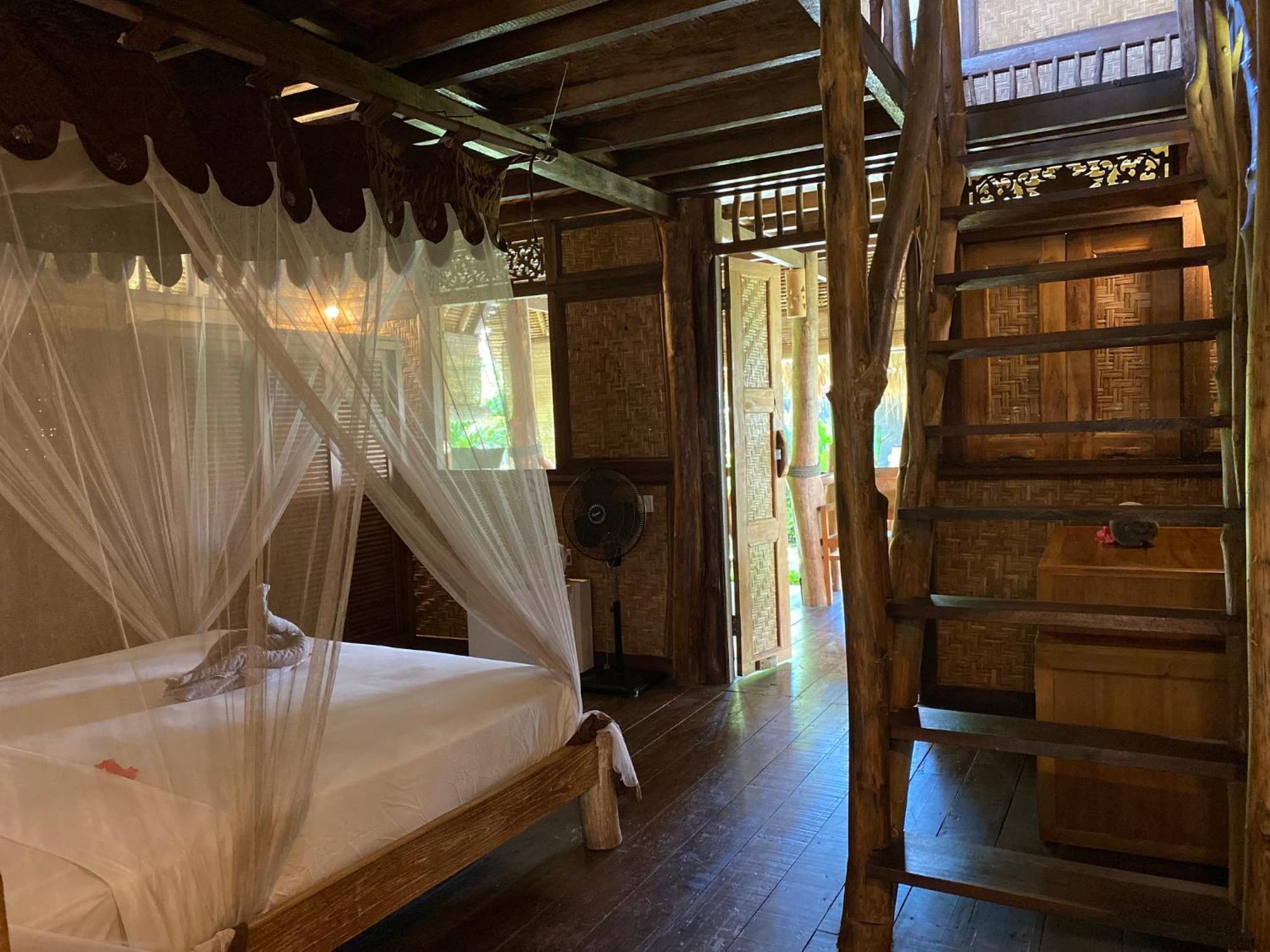 ג'ימבאראן Flower Bud Bungalow Balangan מראה חיצוני תמונה