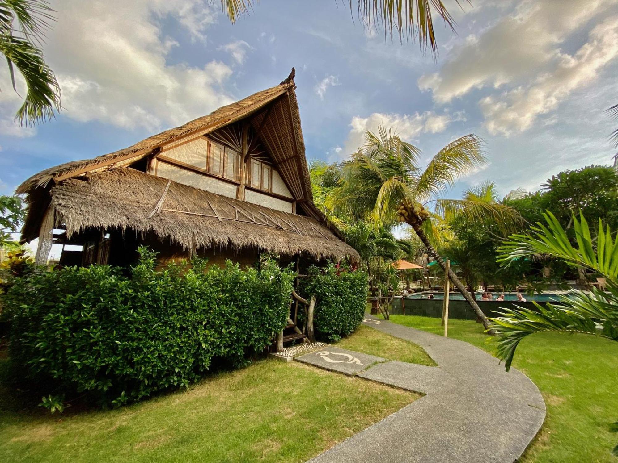 ג'ימבאראן Flower Bud Bungalow Balangan מראה חיצוני תמונה