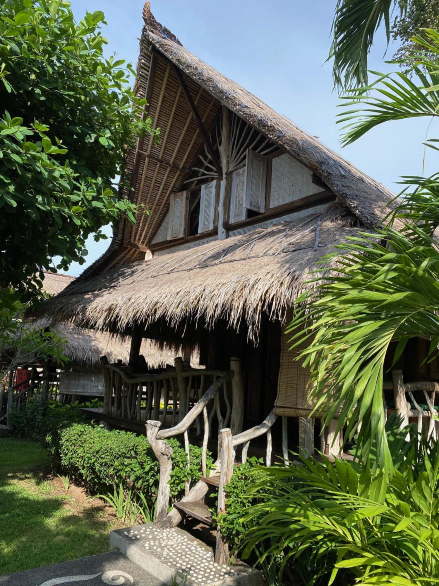 ג'ימבאראן Flower Bud Bungalow Balangan מראה חיצוני תמונה