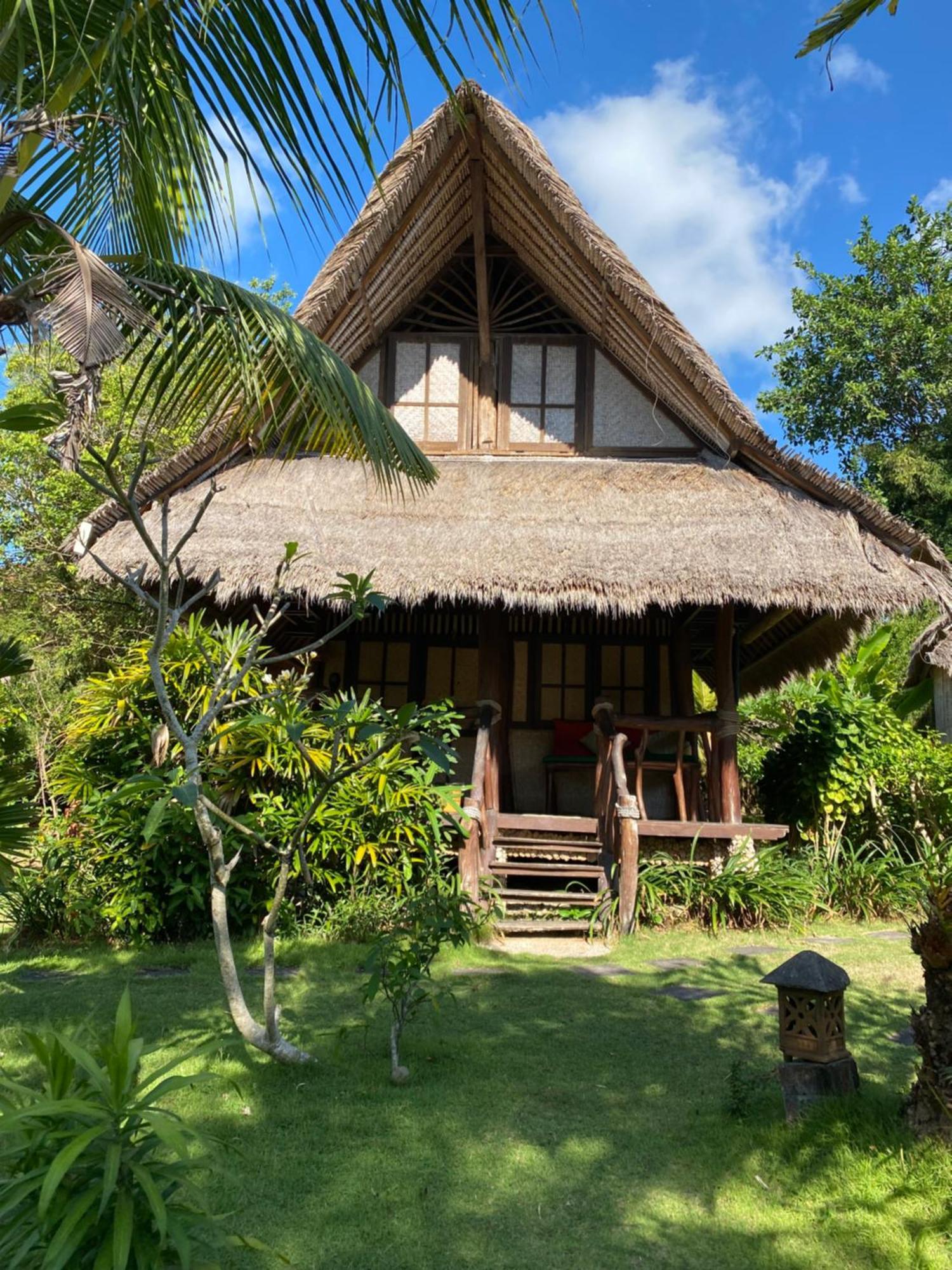 ג'ימבאראן Flower Bud Bungalow Balangan מראה חיצוני תמונה